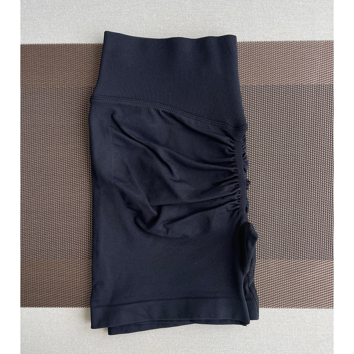 Pantalones cortos Pro Solid Seamless Half Pants Women Soft Fitness Outfits Yoga Pants Gym Running Bike Wear