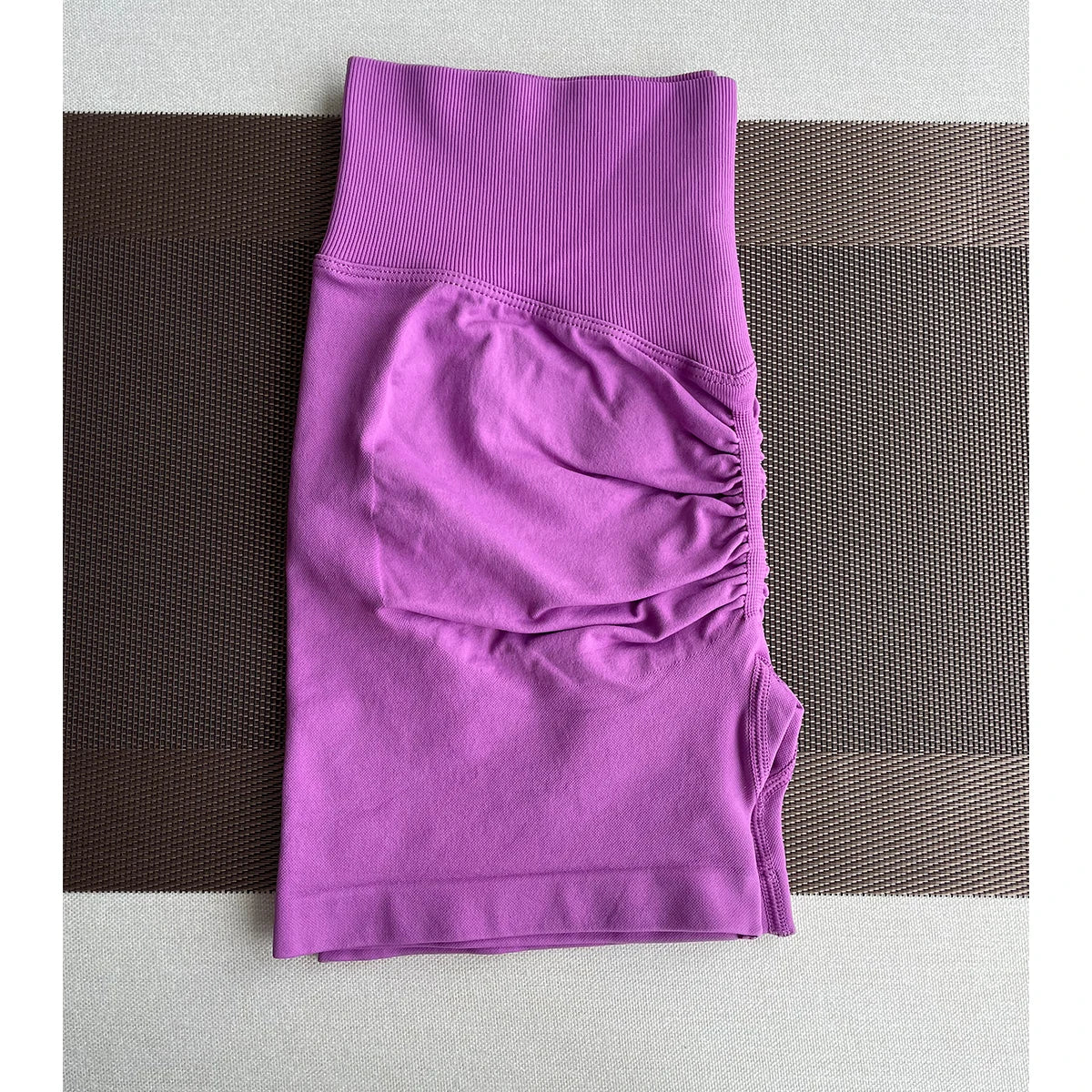 Pantalones cortos Pro Solid Seamless Half Pants Women Soft Fitness Outfits Yoga Pants Gym Running Bike Wear