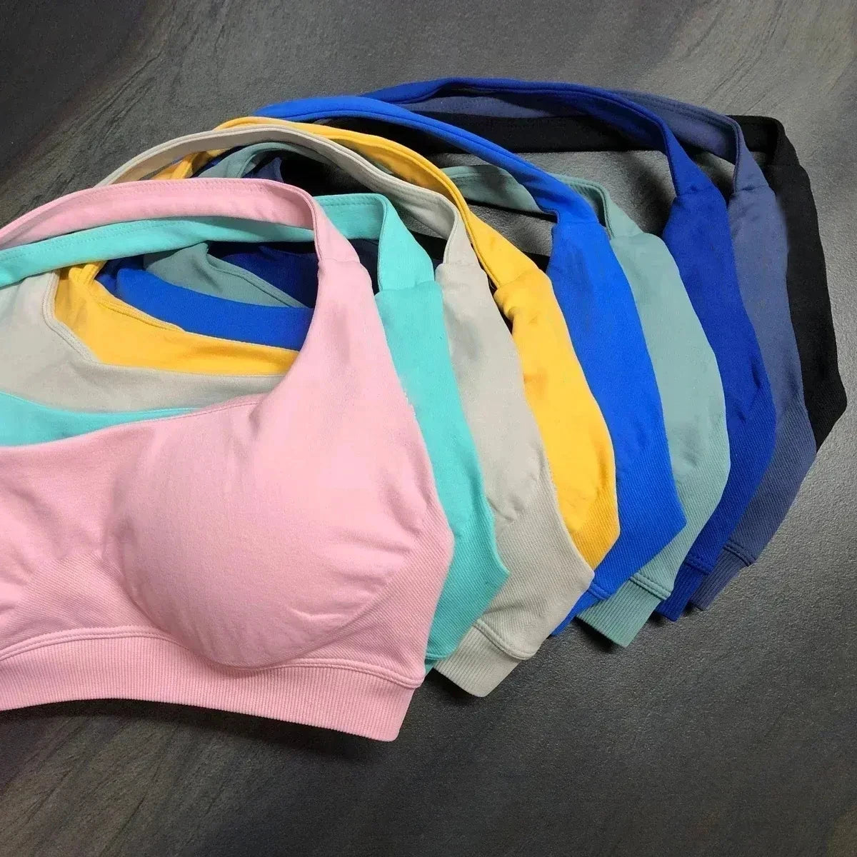 Sujetador deportivo sin costuras con cuello halter para mujer, sujetador push up de alta sujeción con espalda abierta, ropa deportiva para gimnasio, camiseta sin mangas para fitness, yoga y entrenamiento.