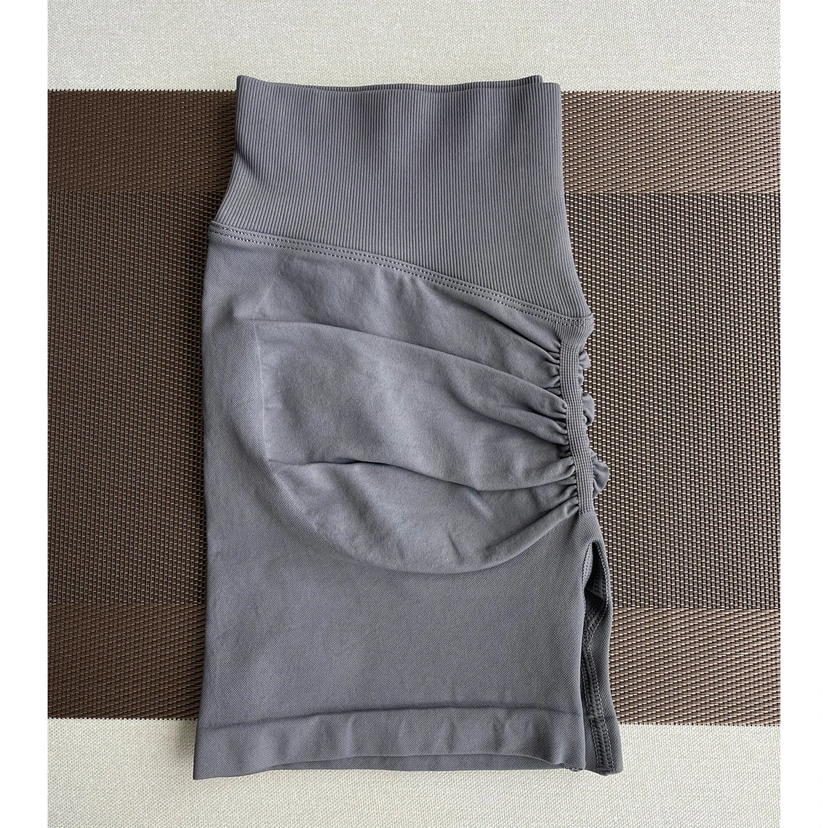 Pantalones cortos Pro Solid Seamless Half Pants Women Soft Fitness Outfits Yoga Pants Gym Running Bike Wear